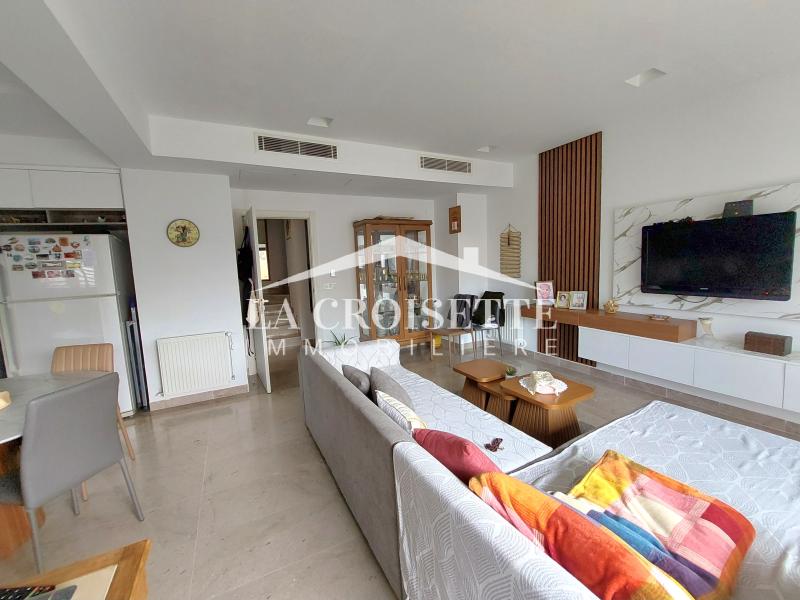 Triplex S+3 avec jardin et piscine couverte à La Soukra